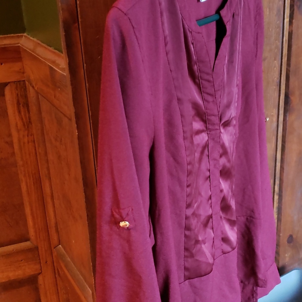 Blouse - Picture 3 of 4